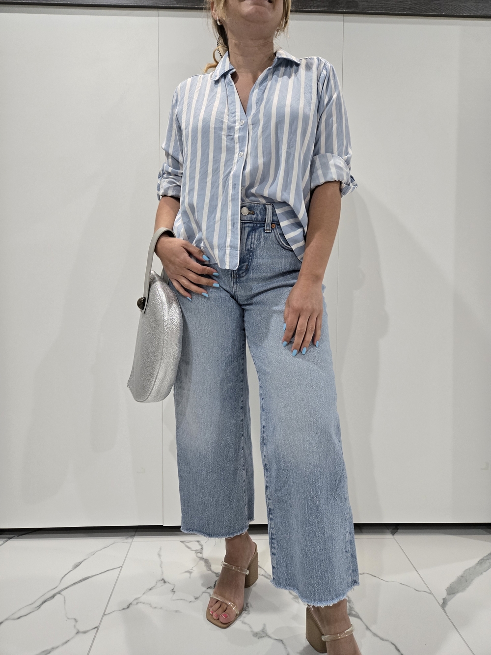Madewell The Perfect Vintage Wide Leg Crop Jean Raw Hem Light Wash Size 26P